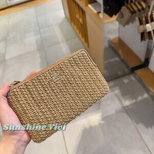 NWT Coach Large Corner Zip Wristlet CEF69 Gold/Toast Straw Leather